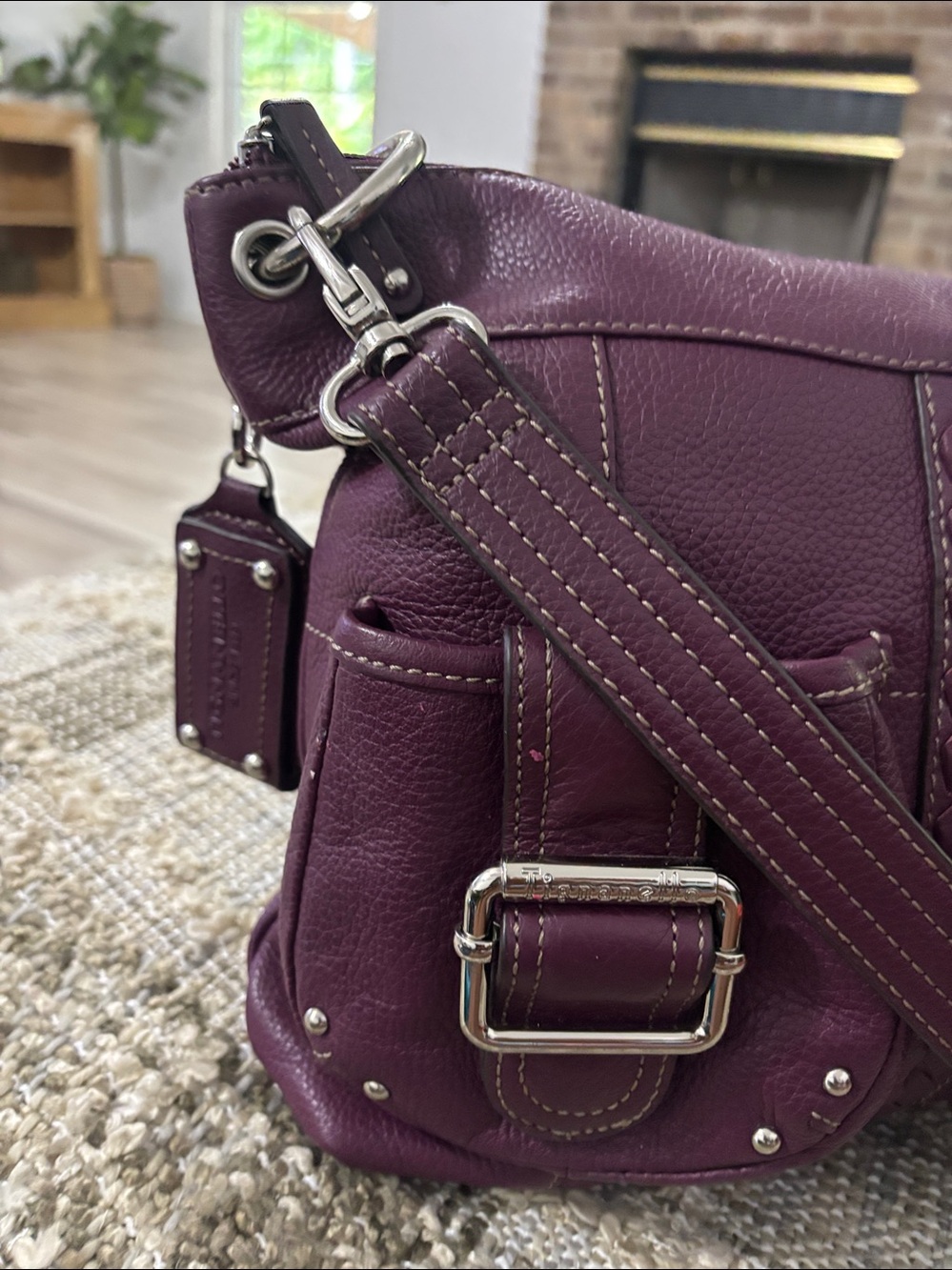 Tignanello Purple Crossbody Leather Bohemian Shoulder Bag - Picture 3 of 13
